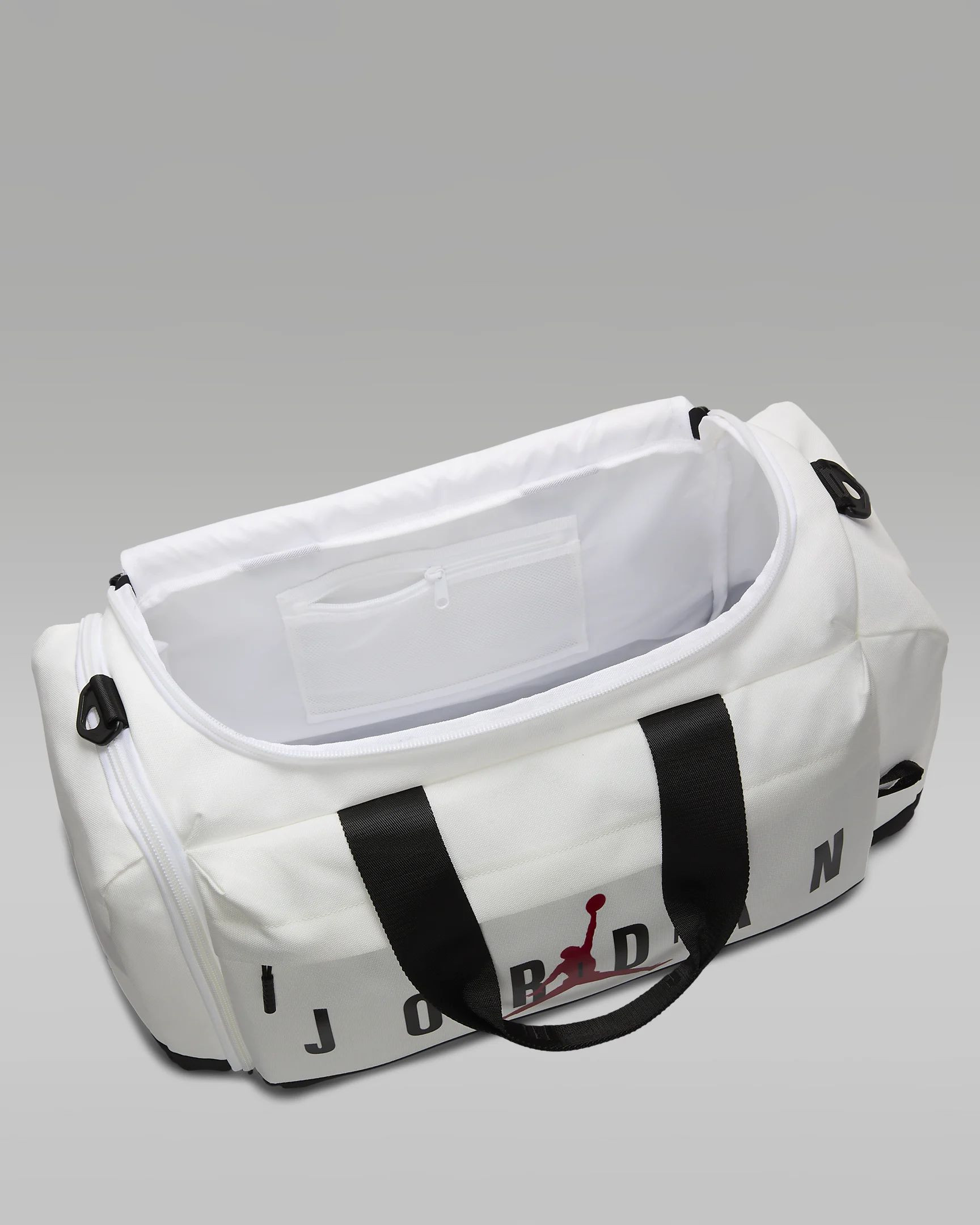 Сумка Nike Air Jordan Velocity Duffle Bag SM0920-001