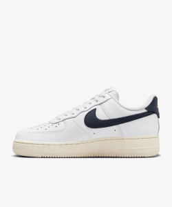Кросівки жіночі Nike Air Force 1 '07 Flyease (HJ9122-100) HJ9122-100