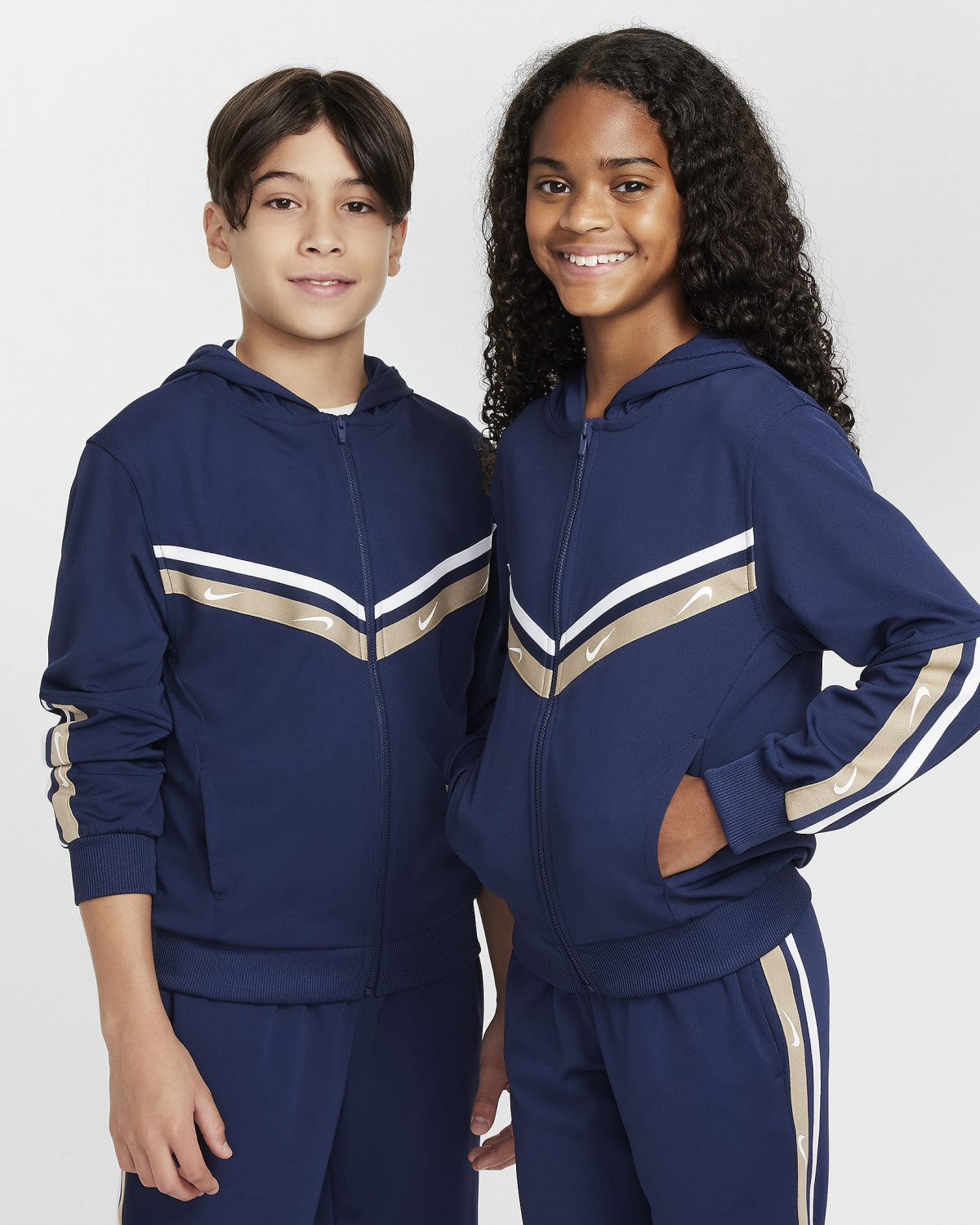 Толстовка підліткова K NSW CLUB+ POLY FZ HOODIE FZ4906-410 Nike FZ4906-410