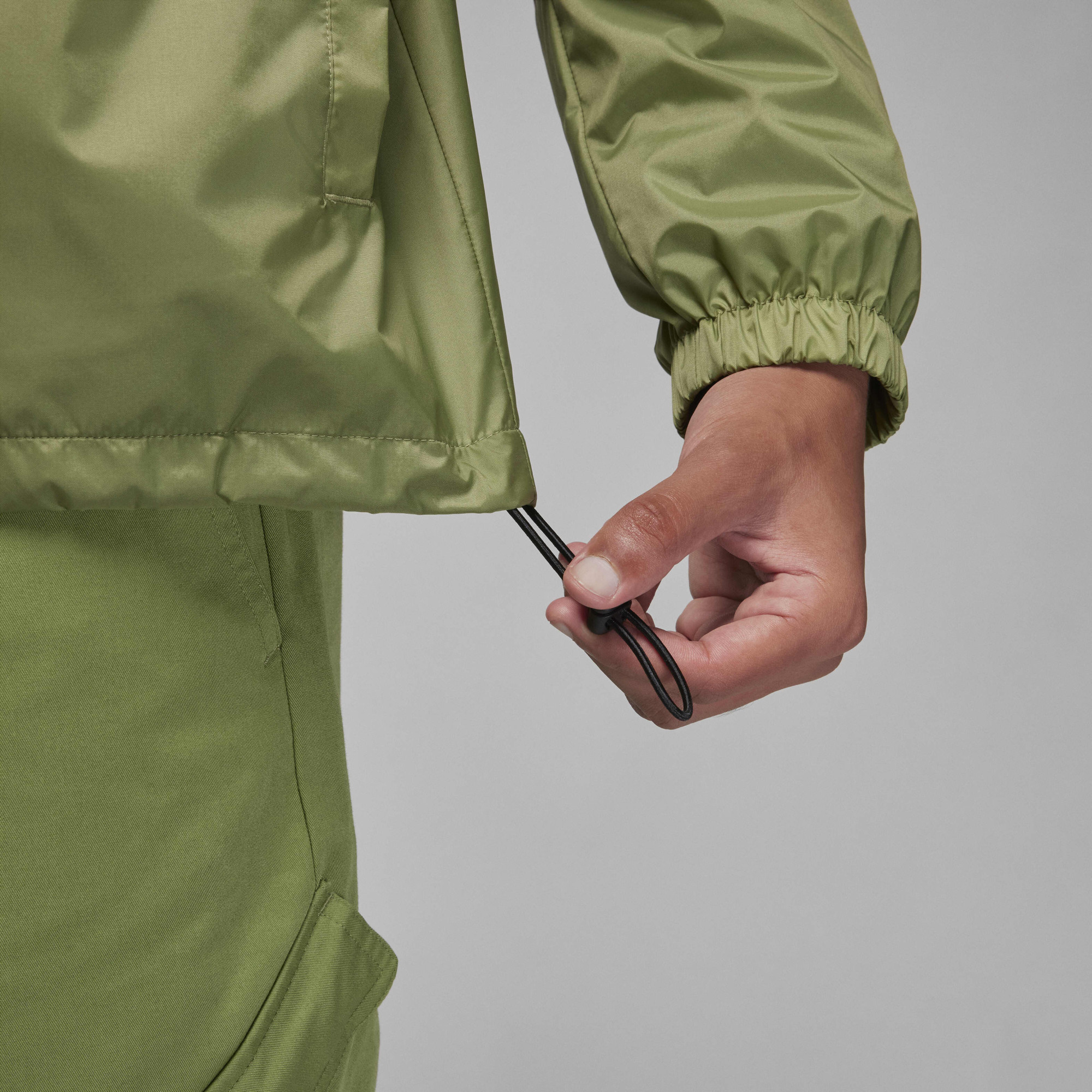 Куртка чоловіча Air Jordan Essentials Green DV7650-340