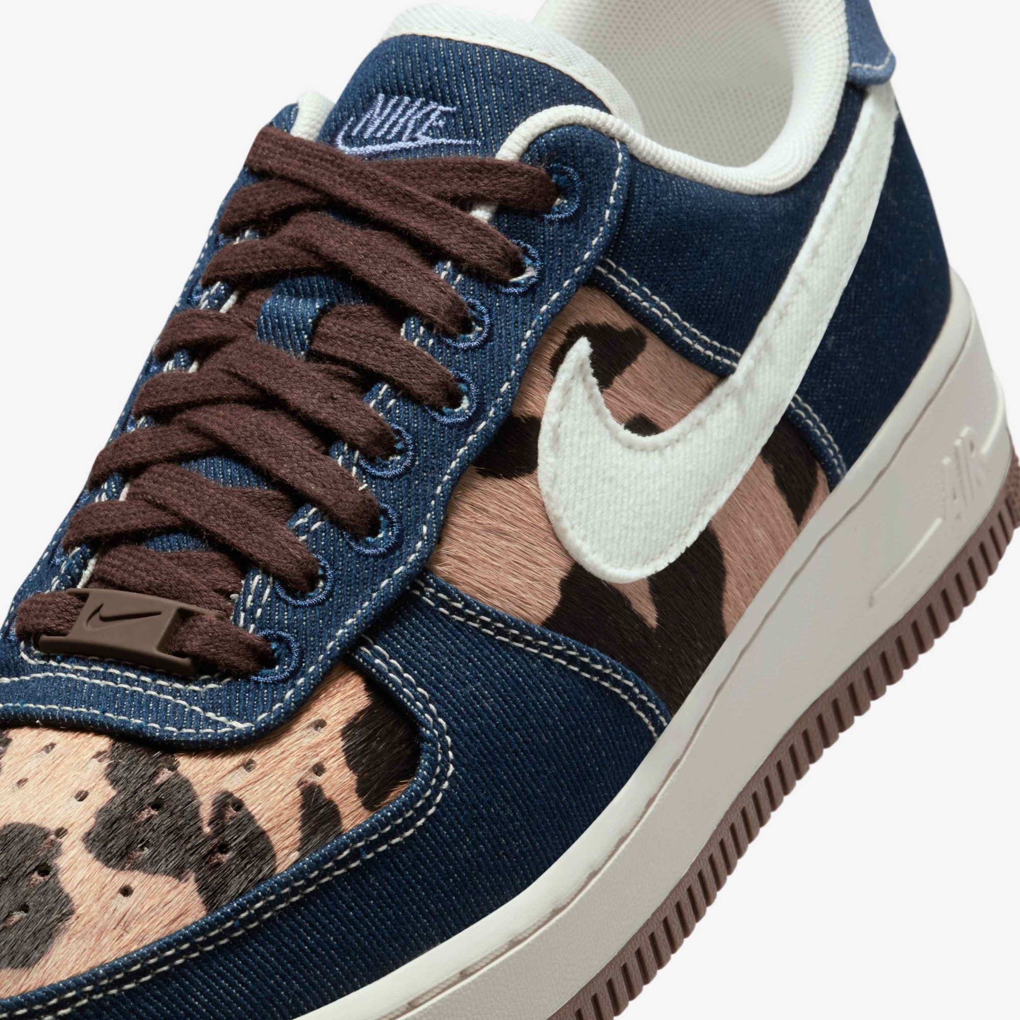 Кросівки Nike Air Force 1'07 IB3674-400