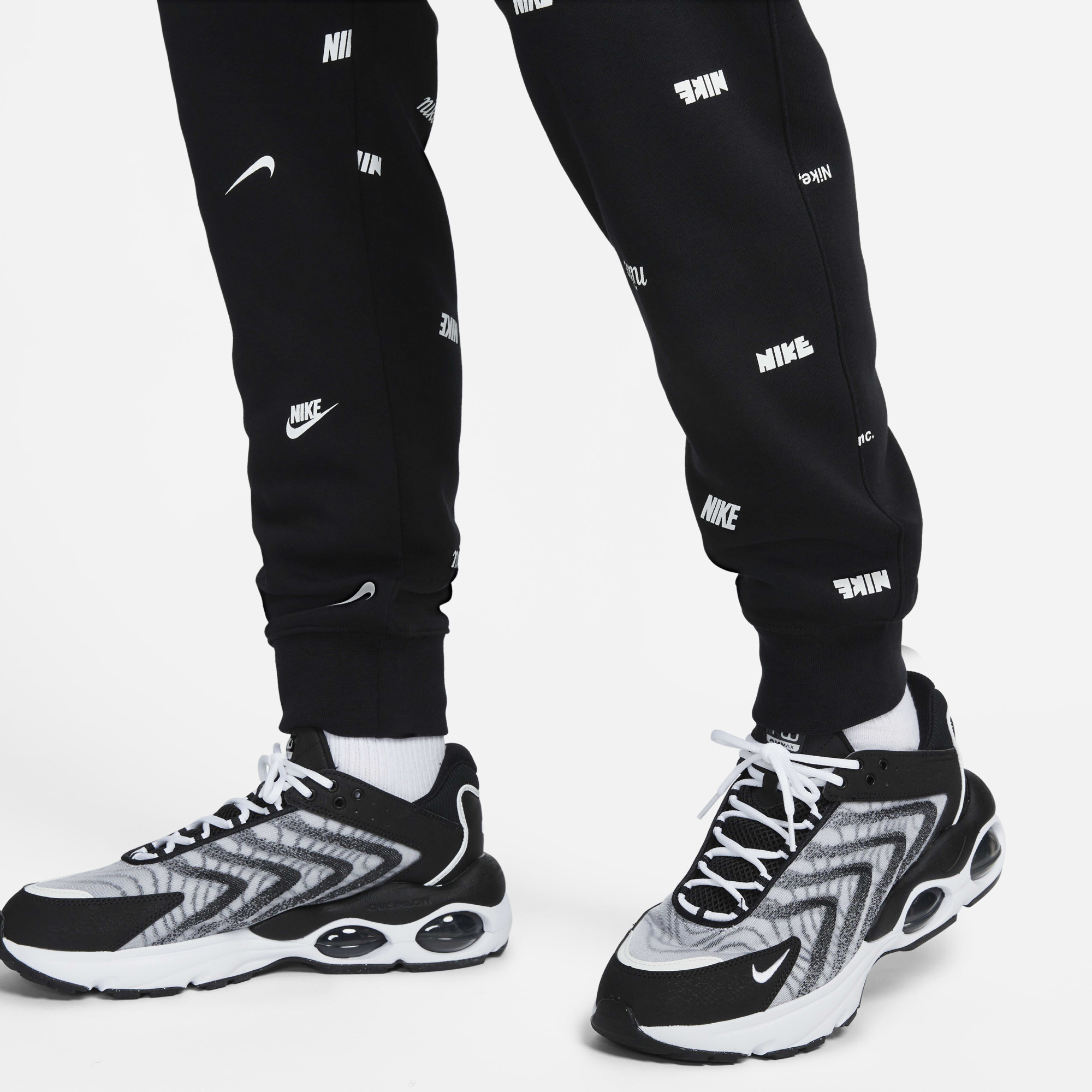 Штани Nike CLUB JGGR AOP FB7437-011