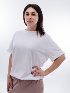 Футболка Nike W NSW TEE SS BF SISTERHOOD DX7940-100