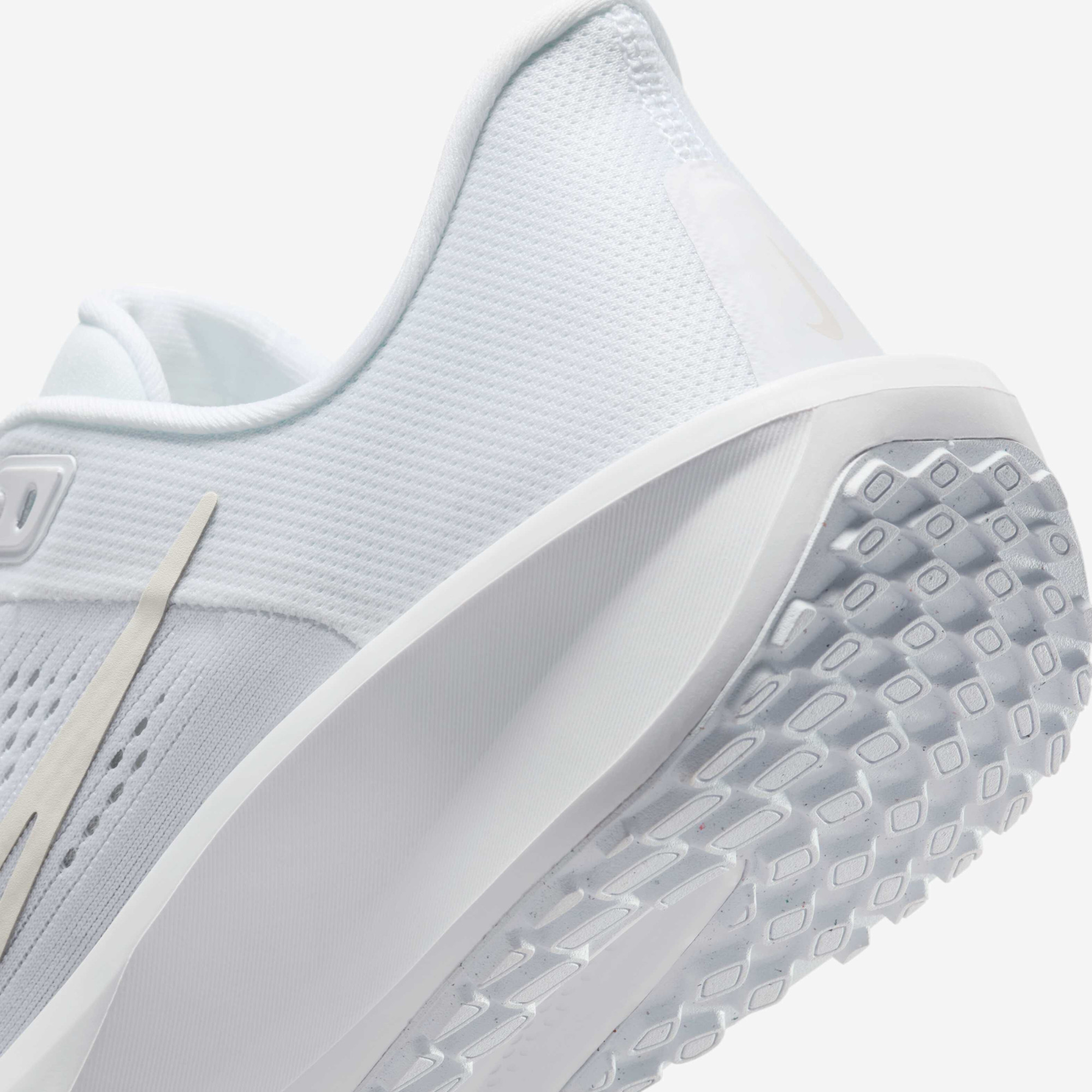 Кросівки FD6034-106 Nike FD6034-106