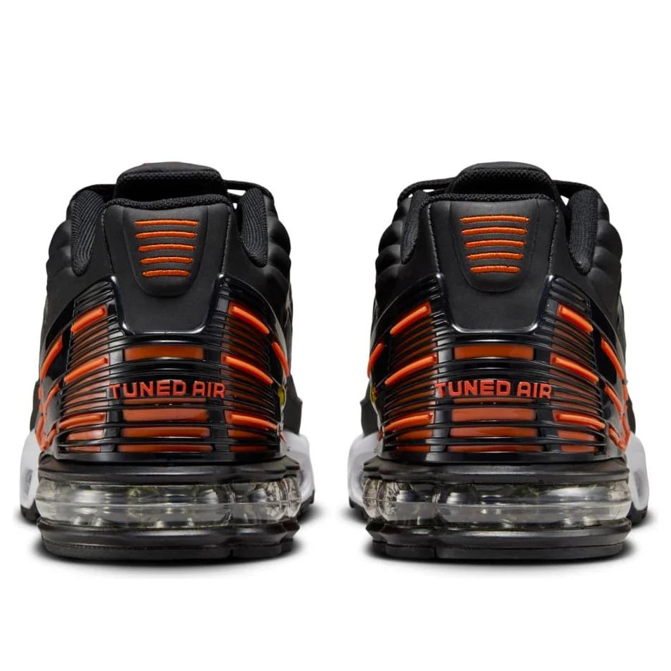 Кросівки Nike AIR MAX PLUS III FV6914-001