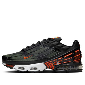 Кросівки Nike AIR MAX PLUS III FV6914-001
