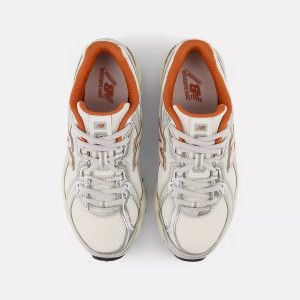 Кросівки New Balance 740 G7404O9