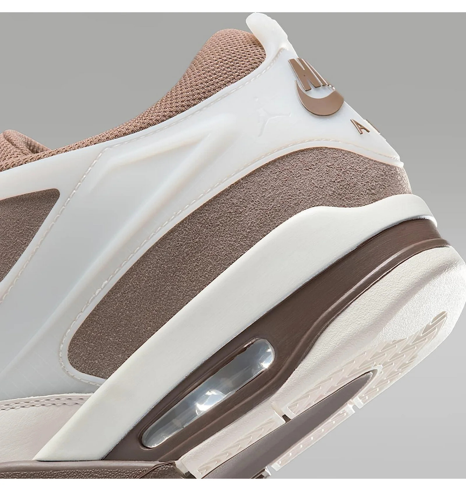 Кросівки Air Jordan 4RM IB7693-001