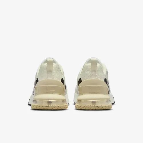 Кросівки NIKE AIR MAX ALPHA TRAINER 6 FQ1833-100