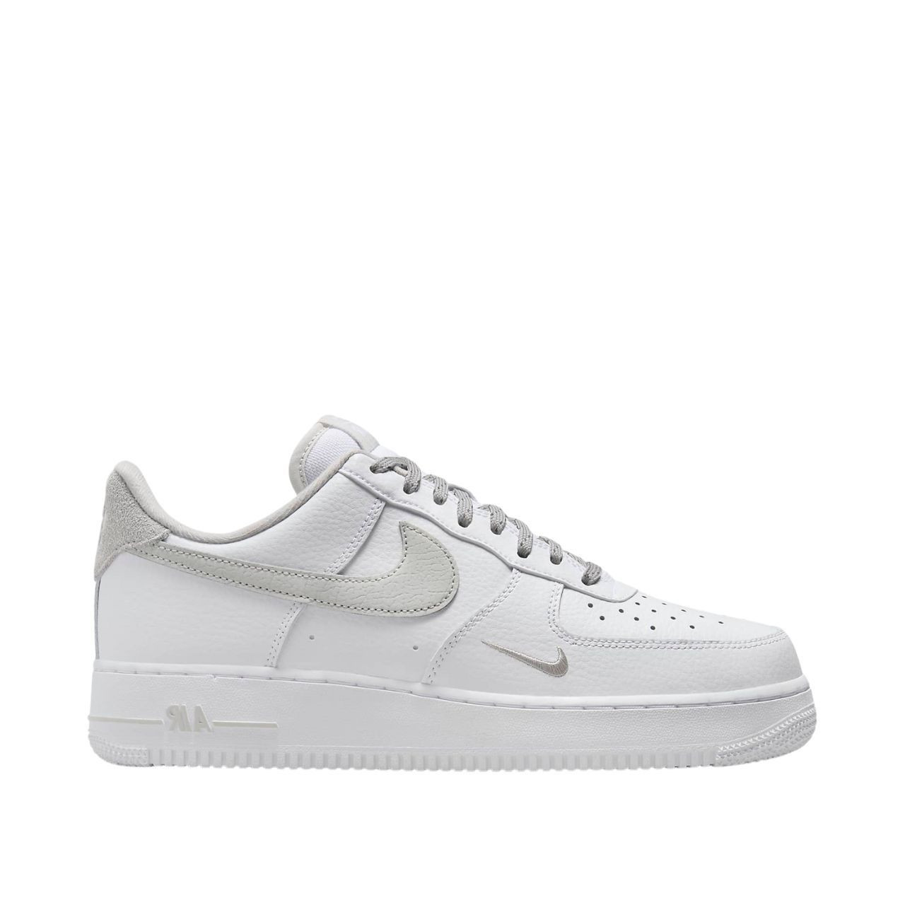 Кросівки Nike AIR FORCE 1 07 FV0388-100