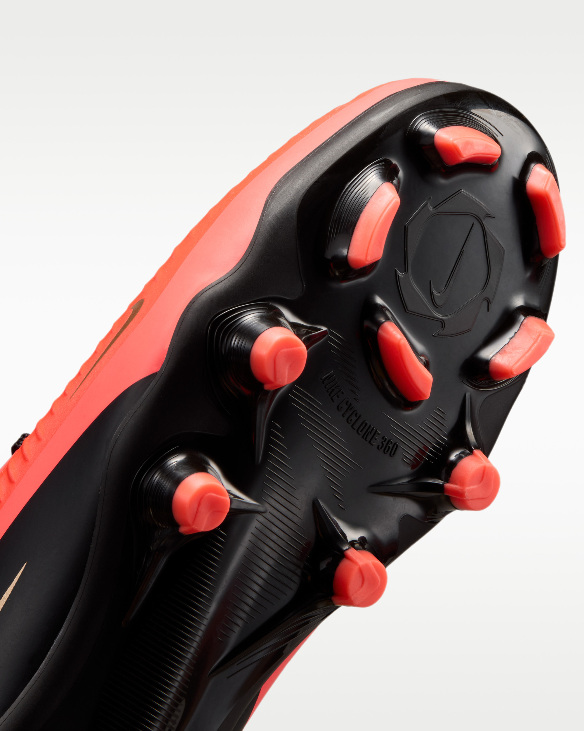 Бутси Nike JR PHANTOM 6 LOW ACAD FG/MG HM9203-600