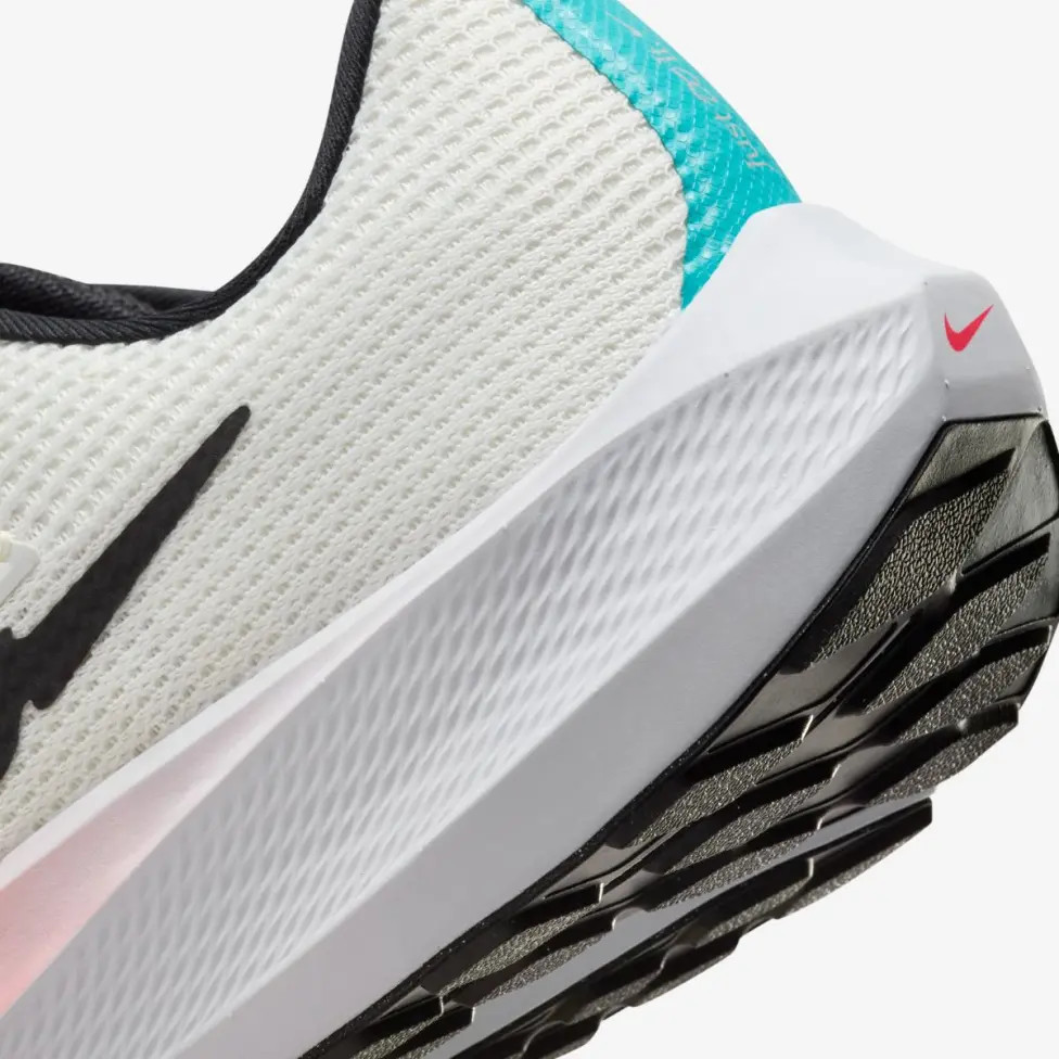 Кросівки Nike Air Zoom Pegasus 40 FZ5055-101