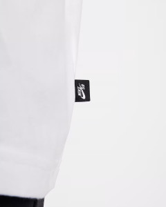Футболка Nike Tee SB Grafitti White FZ6712-100
