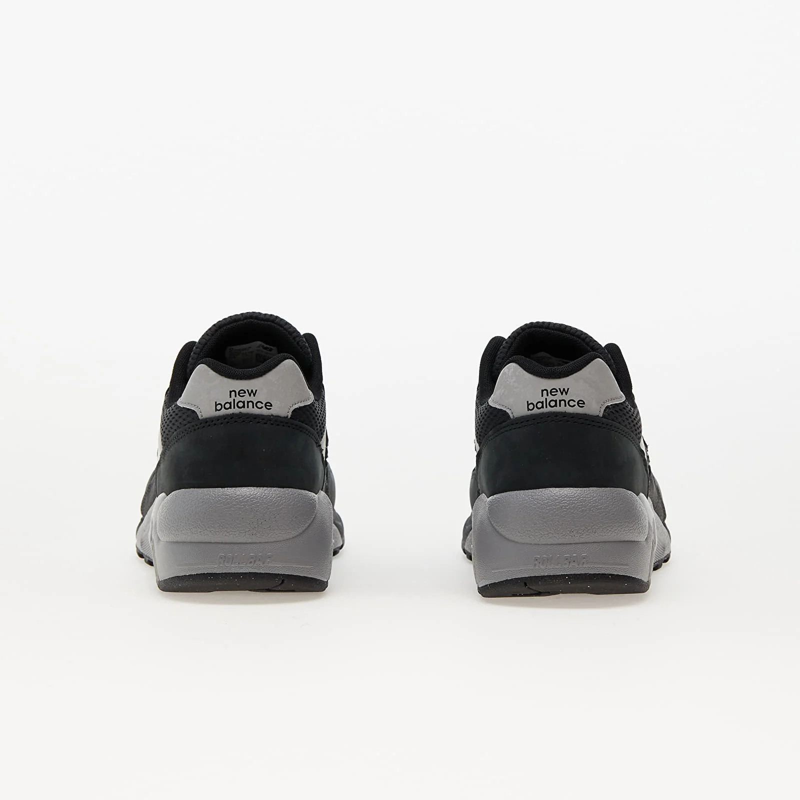 Кросівки чоловічі New Balance Mt580Mdb Shoes Black MT580MDB