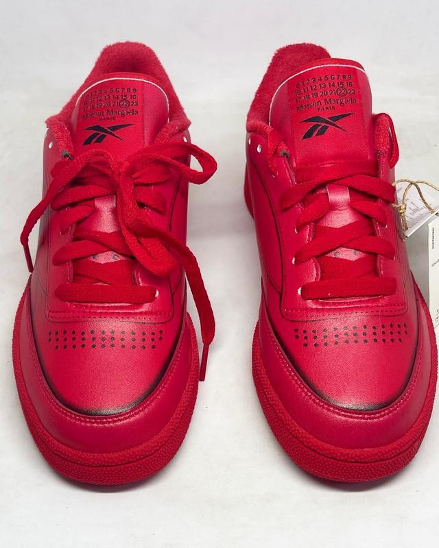 Кросівки Margiela x Reebok HO2408