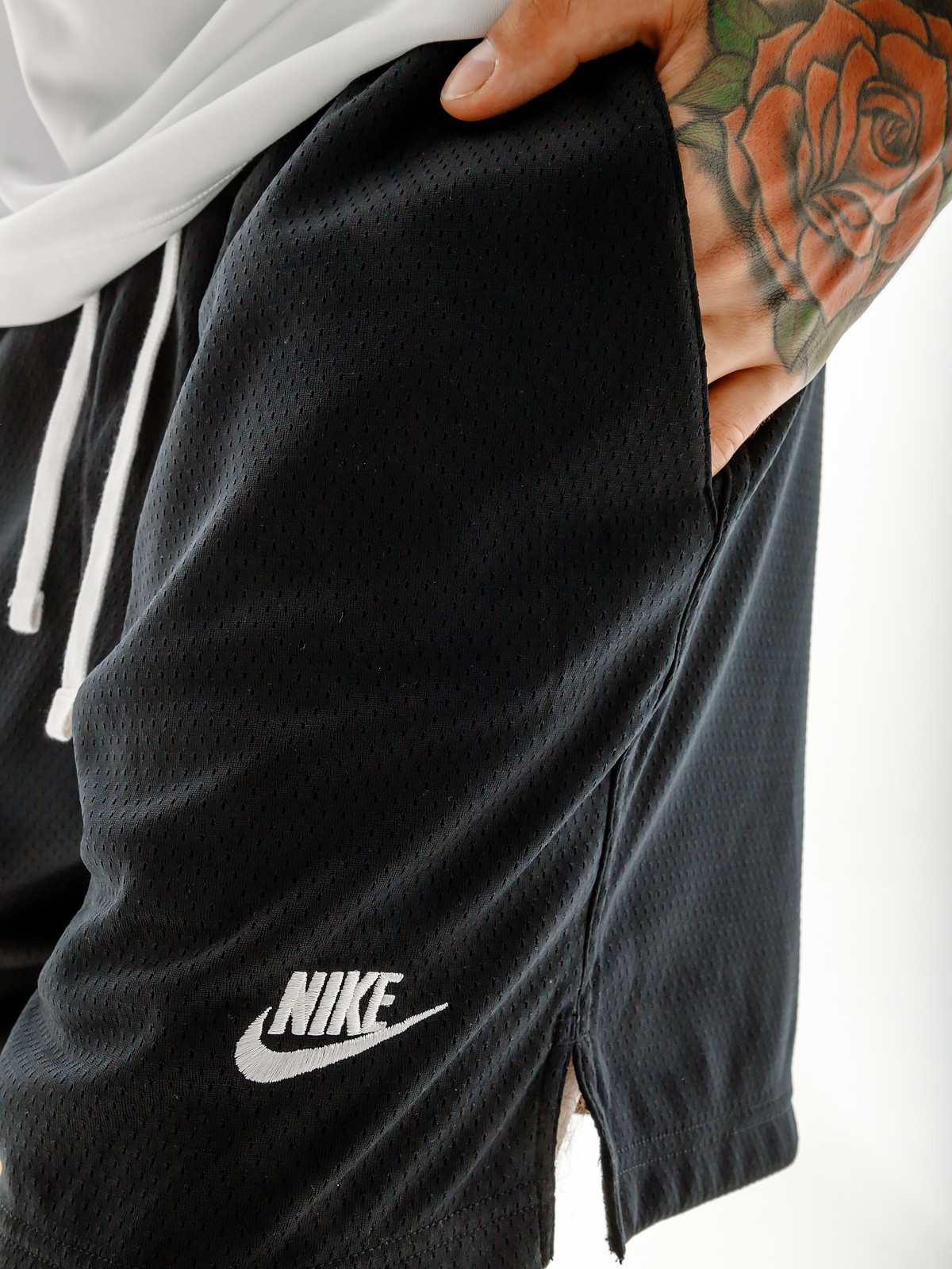 Шорти Nike M NK CLUB MESH FLOW SHORT DX0735-010