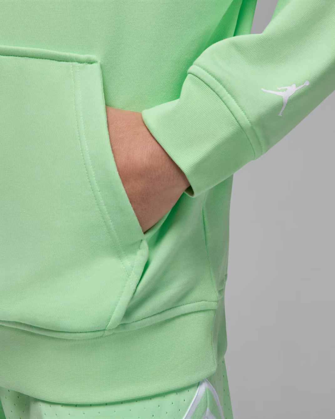 Худі чоловіче Nike Df Sprt Csvr Gfx Green HF9902-376