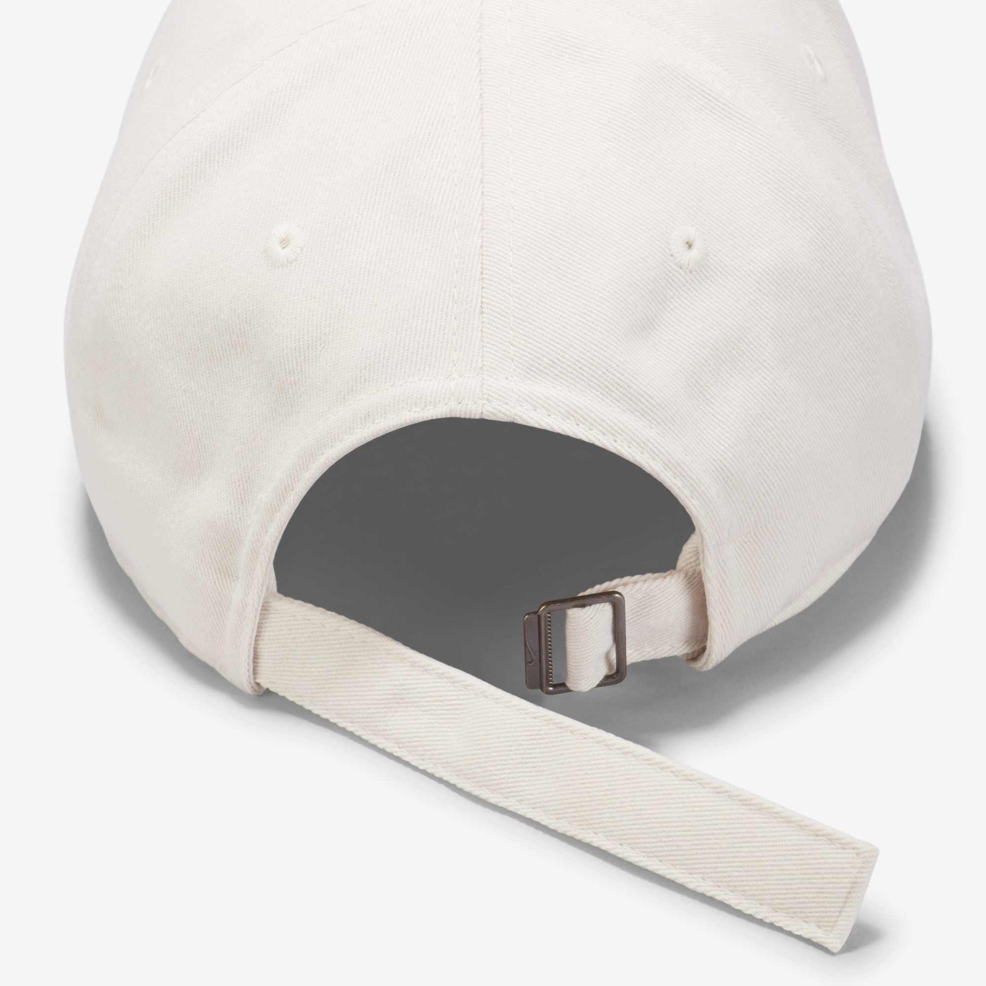 Бейсболка Nike U CLUB CAP U CB SM SWSH L FZ5698-104