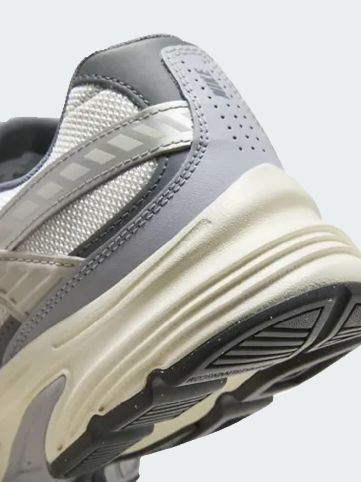 Кросівки Nike INITIATOR HQ1179-001