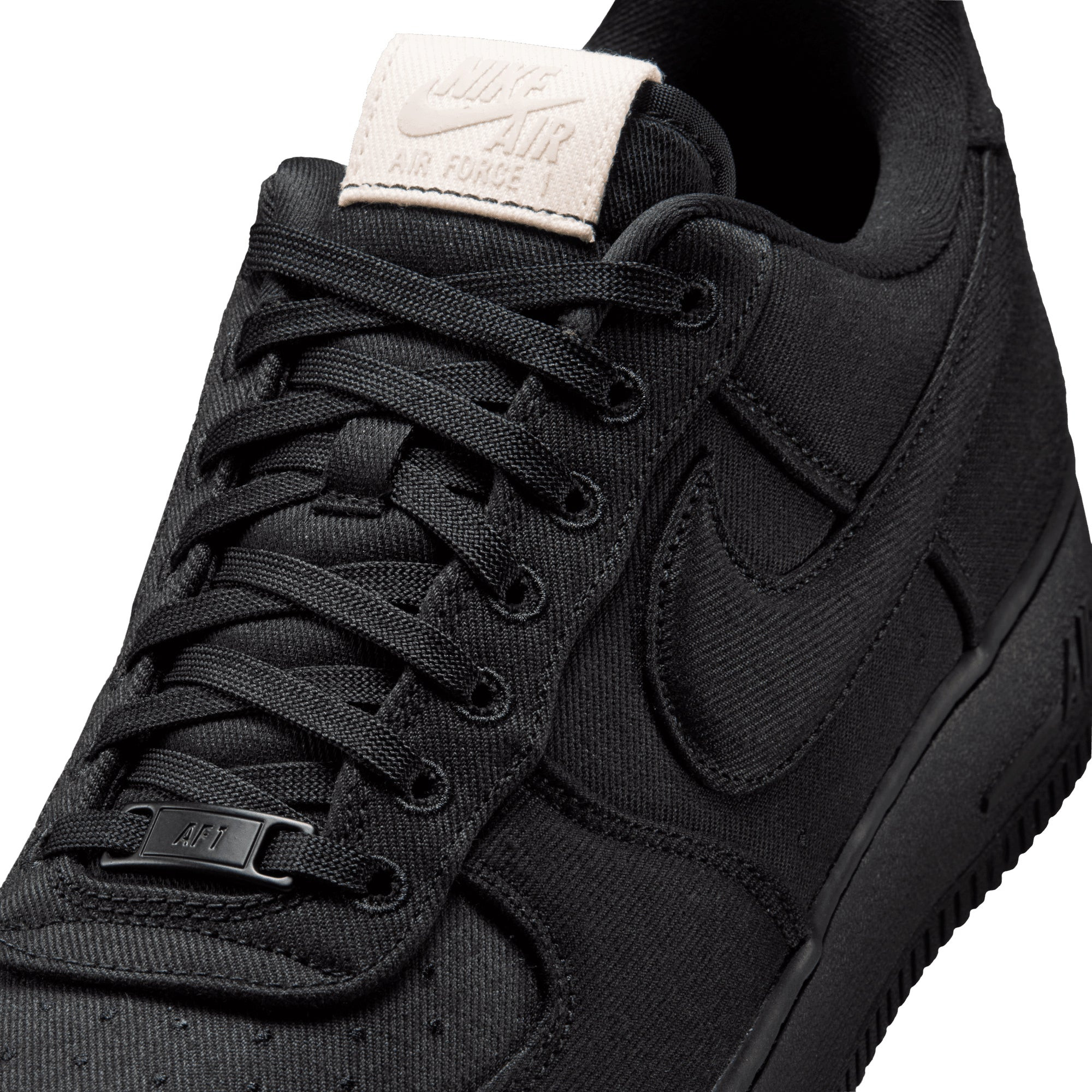 Кросівки Nike AIR FORCE 1 07 LV8 ESS+ IM5751-001