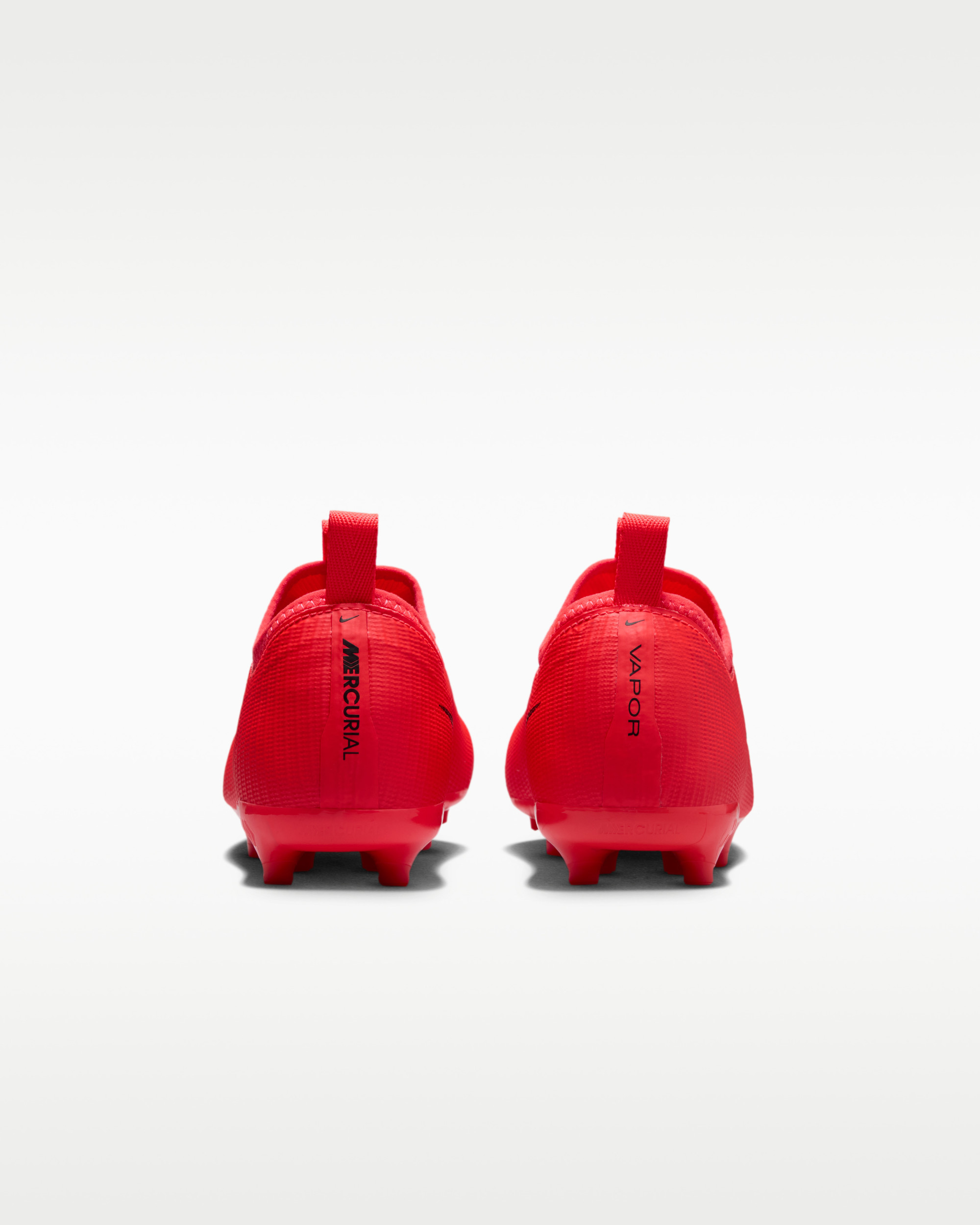 Бутси Nike JR VAPOR 17 ACADEMY FG/MG IM7359-600