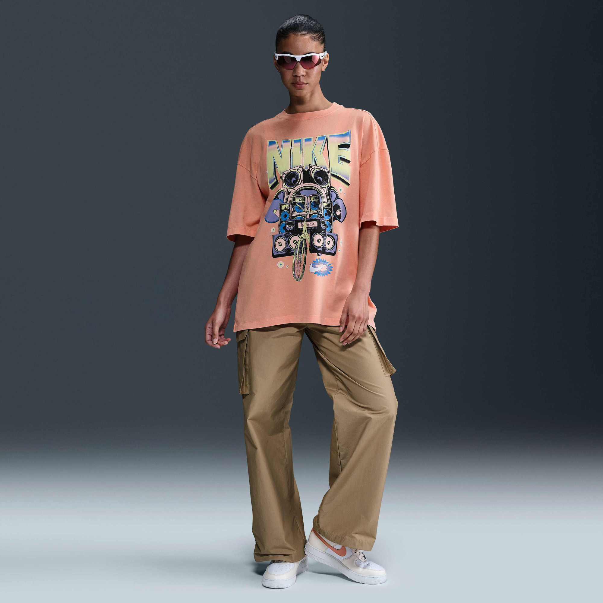 Футболка жіноча Nike Sportswear Os Ss Tee Fvl Peach HF9691-844