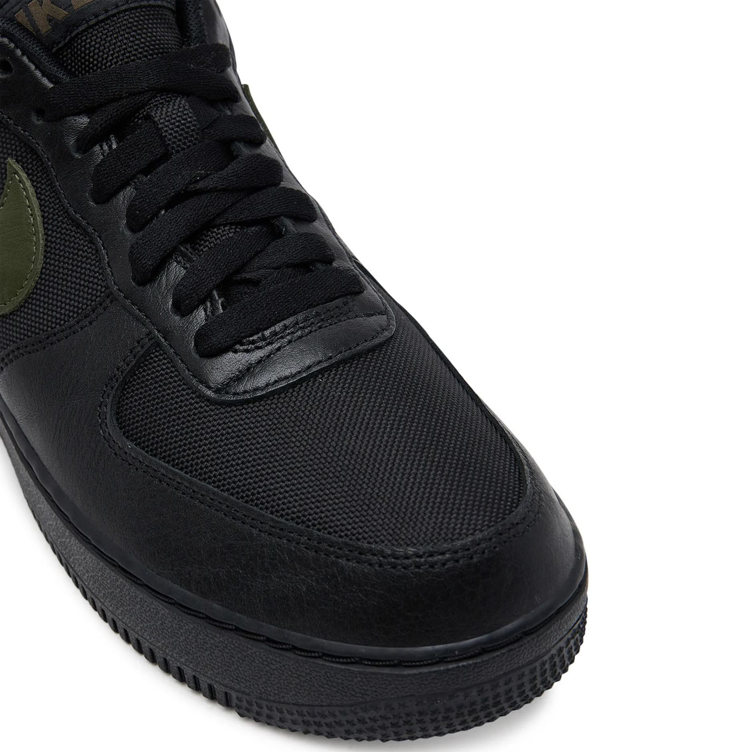 Кросівки Nike Air Force 07 HV3959 010