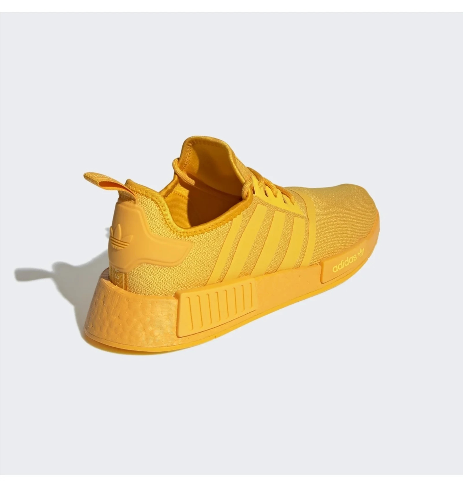 Кросівки унісекс Adidas Nmd_R1 Shoes Yellow HP7826