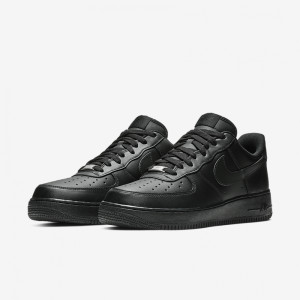 Кросівки Nike AIR FORCE 1 07 CW2288-001