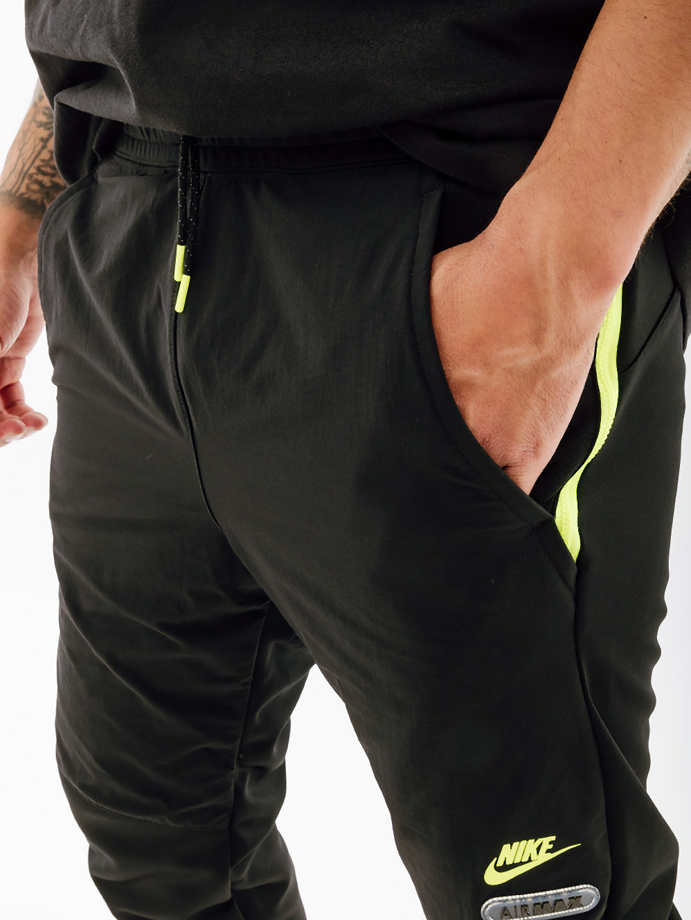 Штани Nike M NSW AIR MAX PK JOGGER FB1436-010