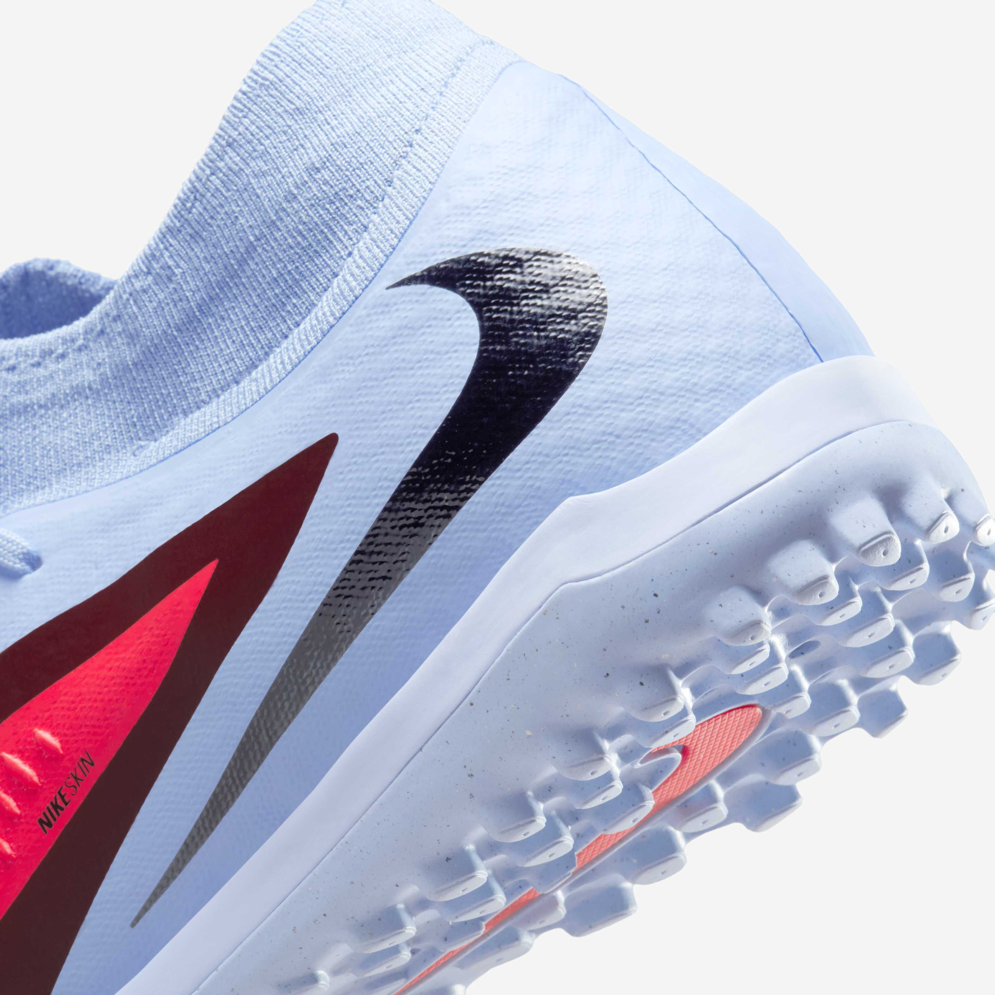 Сороконіжки Nike PHANTOM 6 HIGH ACAD TF HQ2277-400