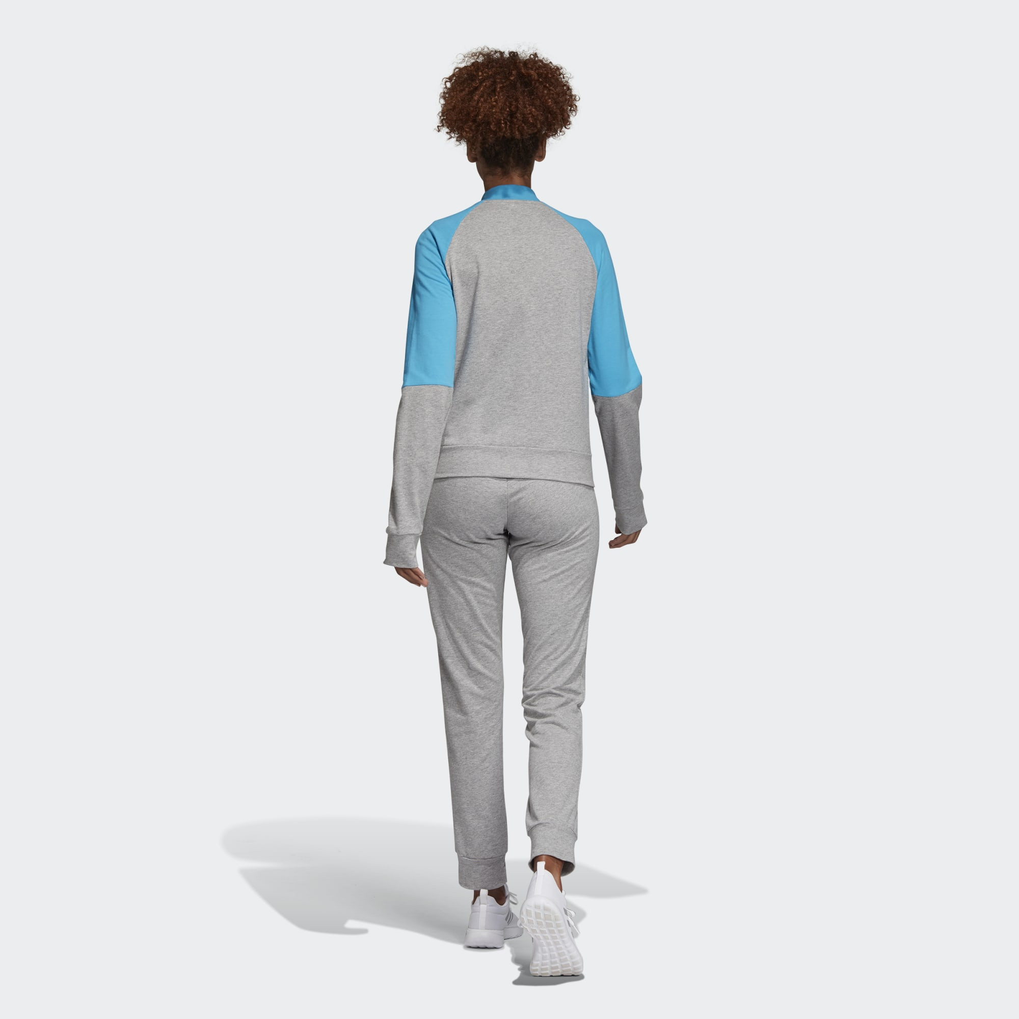 Костюм спортивний DV2435 Adidas DV2435