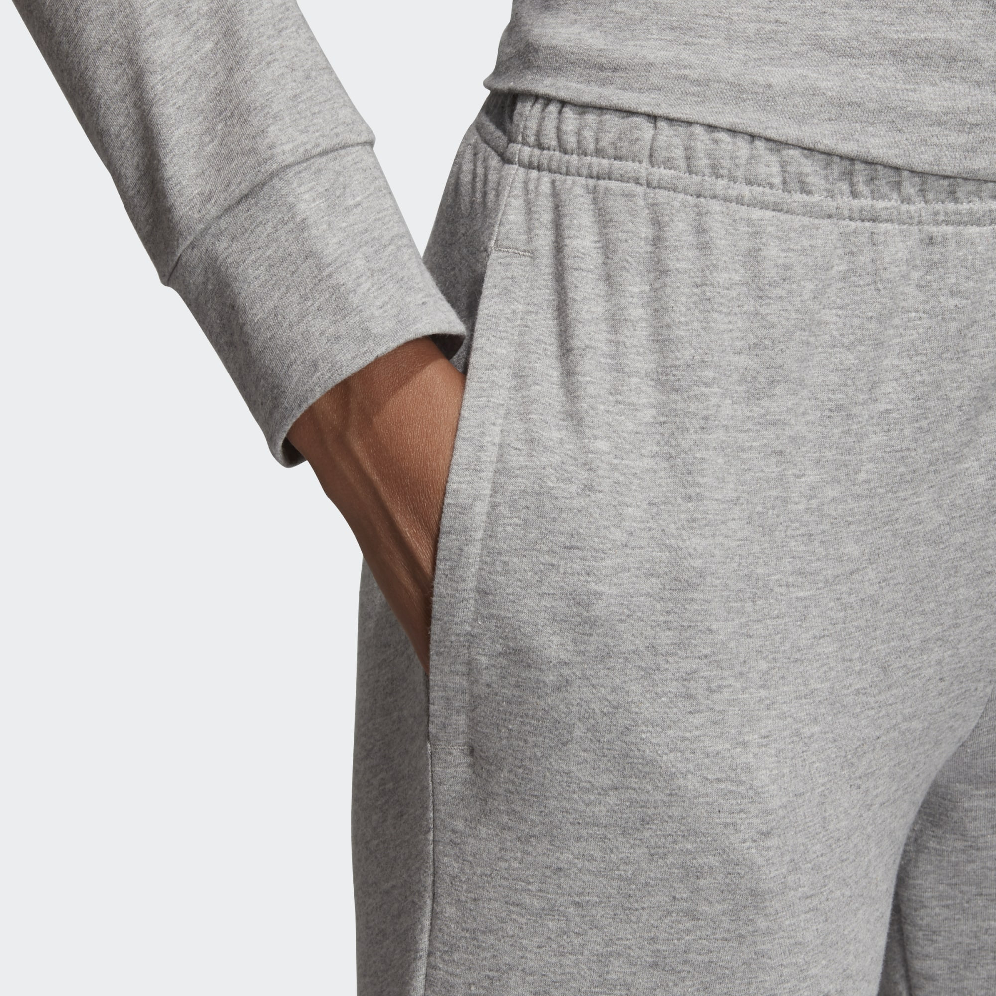 Костюм спортивний DV2435 Adidas DV2435