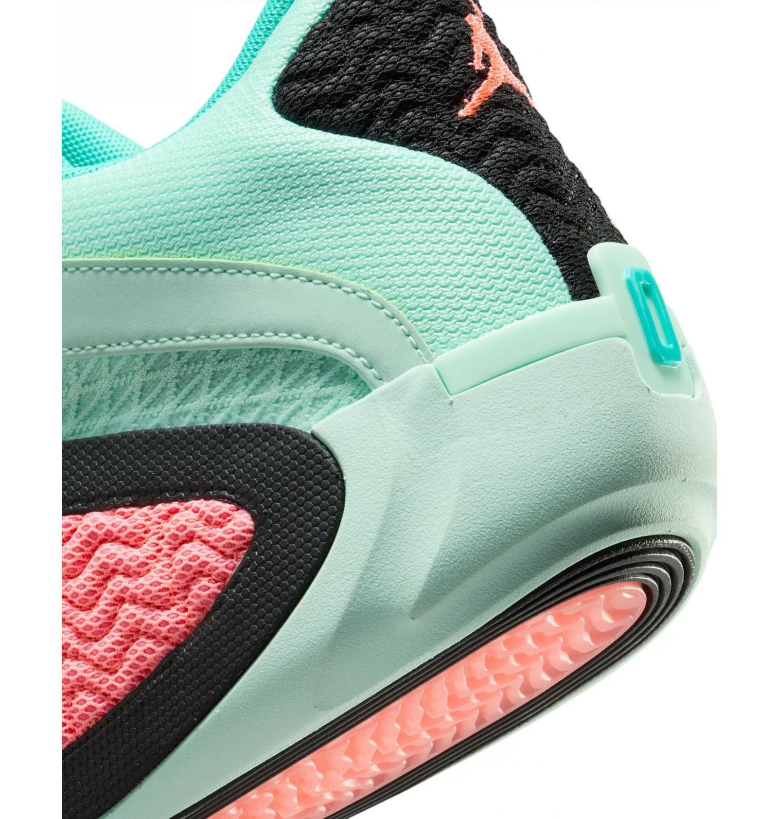 Кросівки унісекс Nike Tatum 2 Vortex (FJ6457-300) FJ6457-300