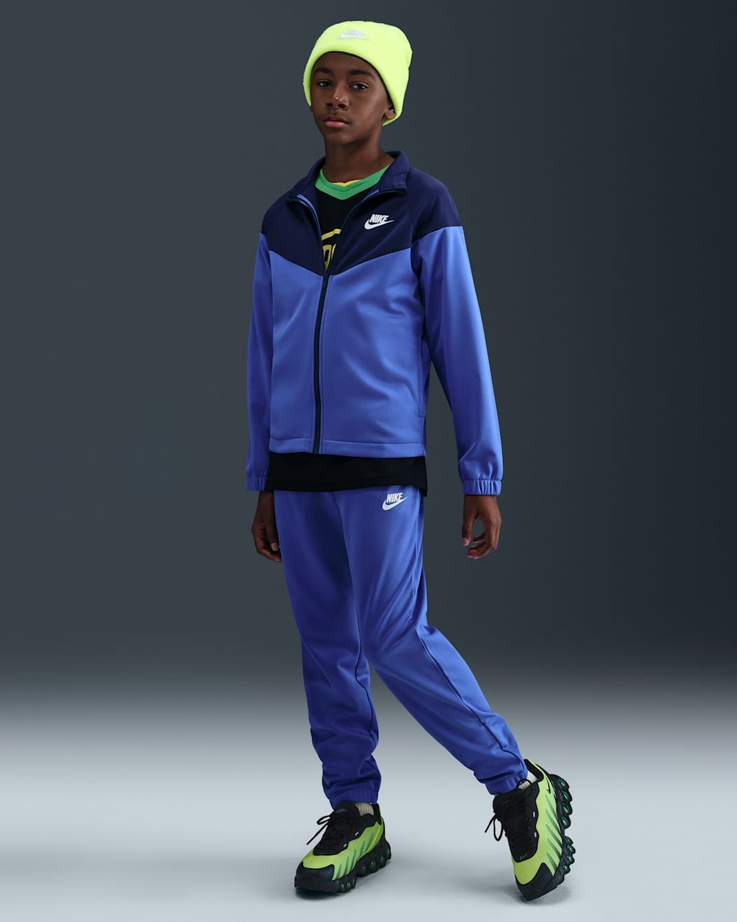 Костюм спортивний Nike Sportswear Dri-FIT Tracksuit HQ9315-411