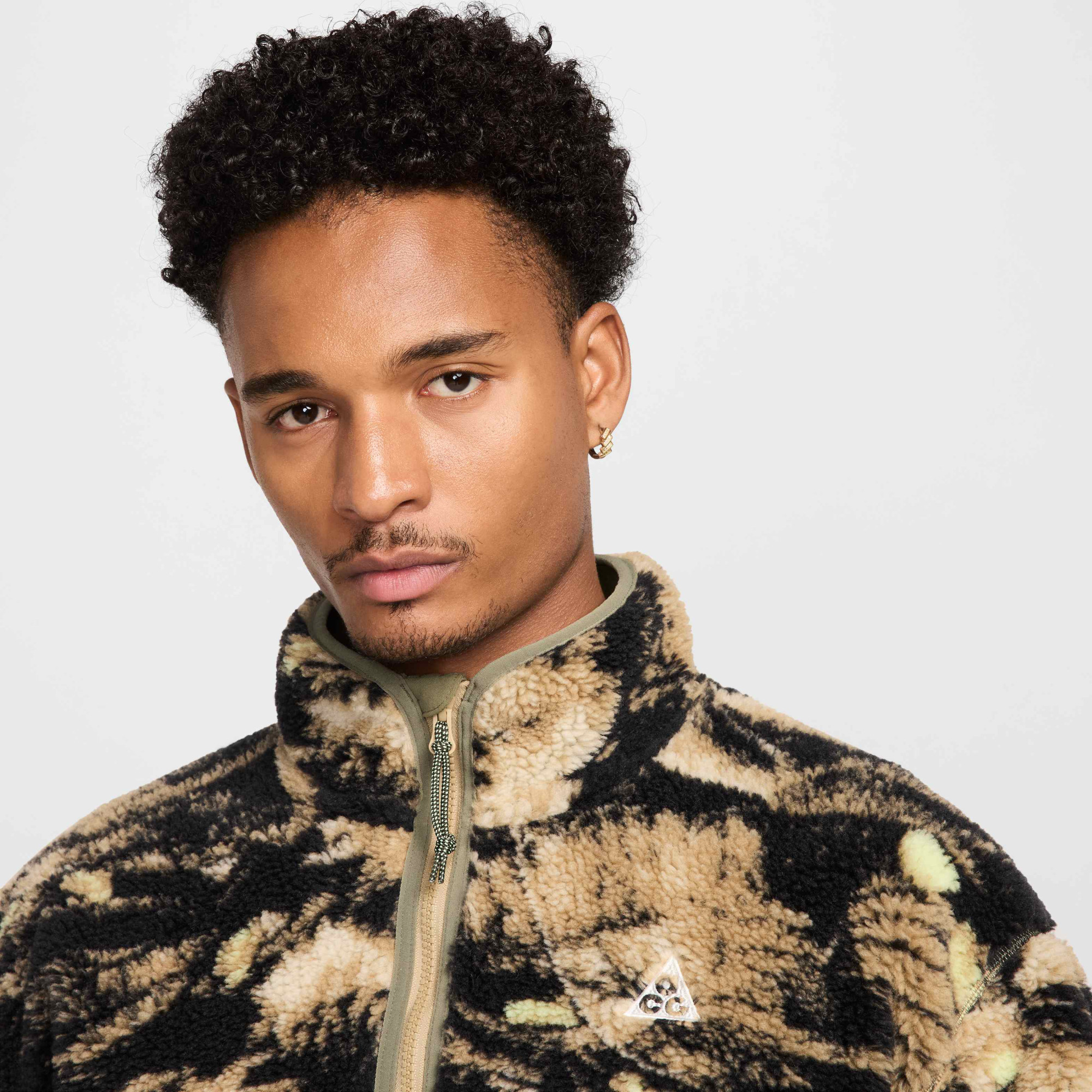 Куртка шерпа Nike ACG Canwell Glacier Tf Beige HJ2683-297