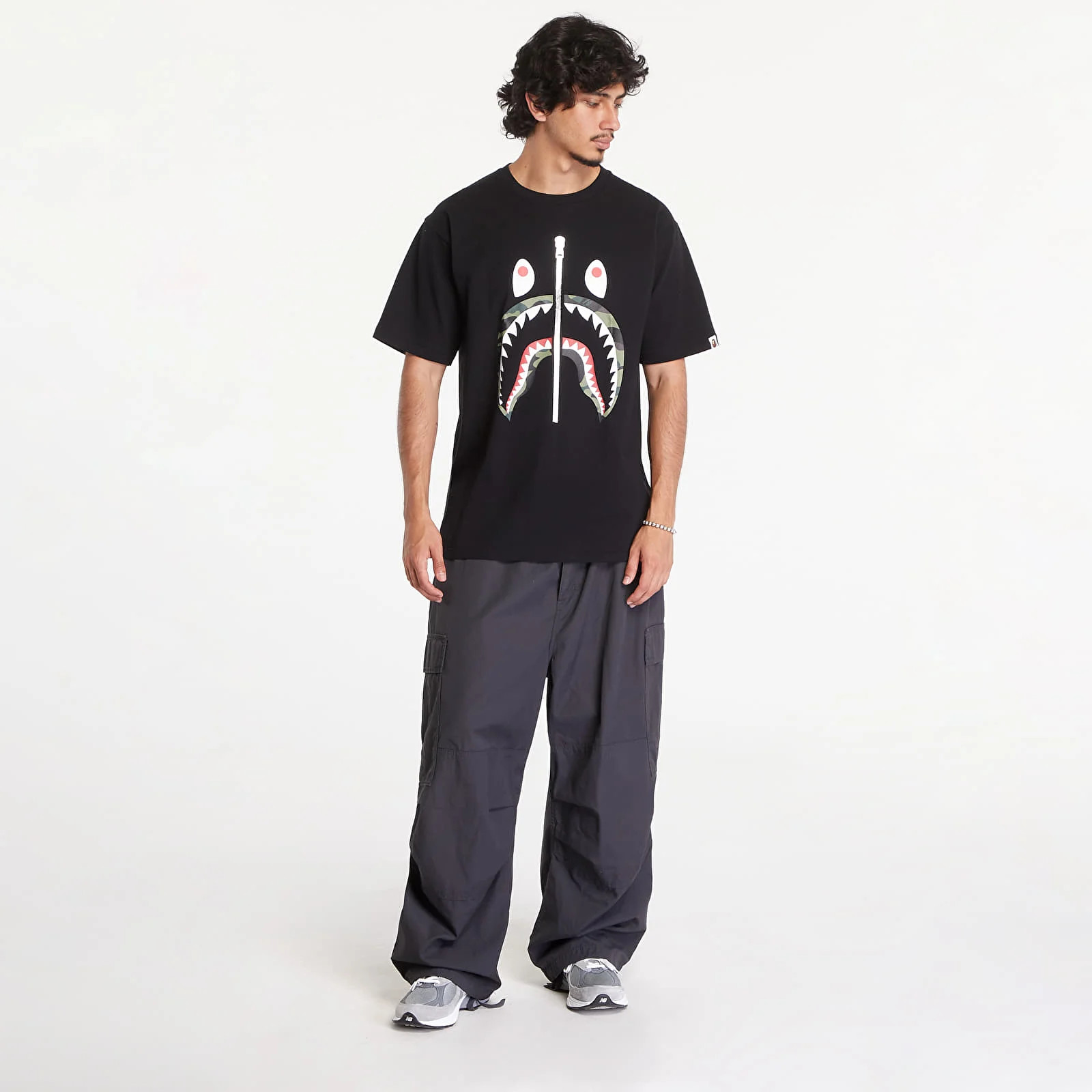 Футболка Bape Black 1st Camo Shark Tee 001TEK801013M