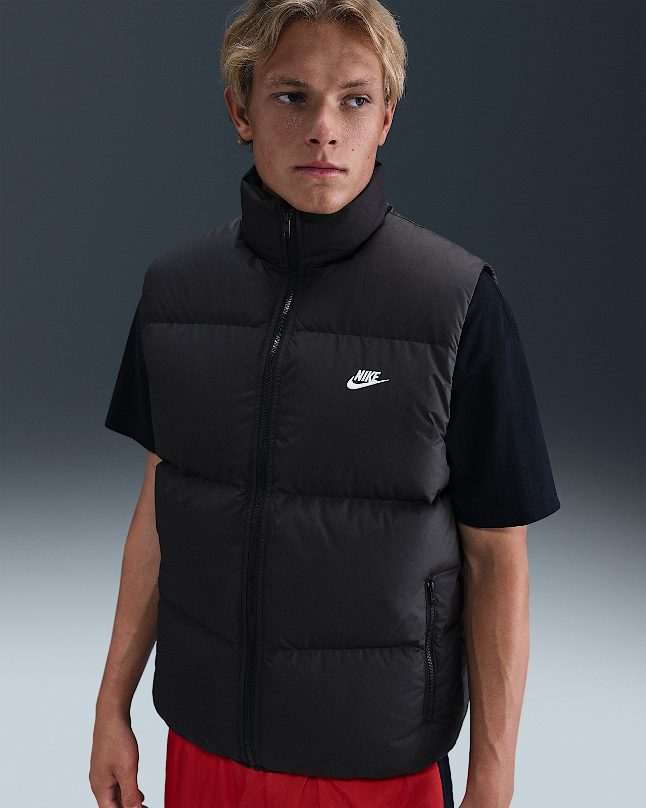 Жилетка Nike M TF CLUB PUFFER VEST 650 IB2977-010