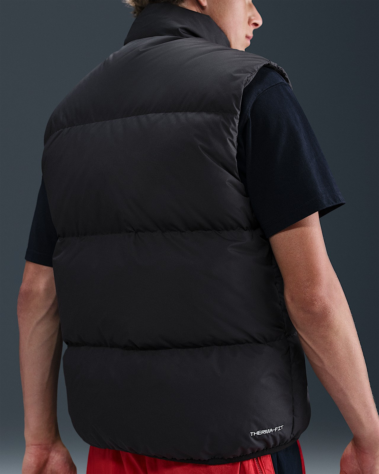 Жилетка Nike M TF CLUB PUFFER VEST 650 IB2977-010