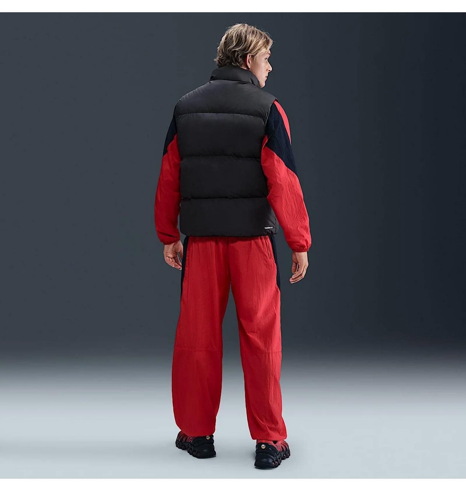 Жилетка Nike M TF CLUB PUFFER VEST 650 IB2977-010
