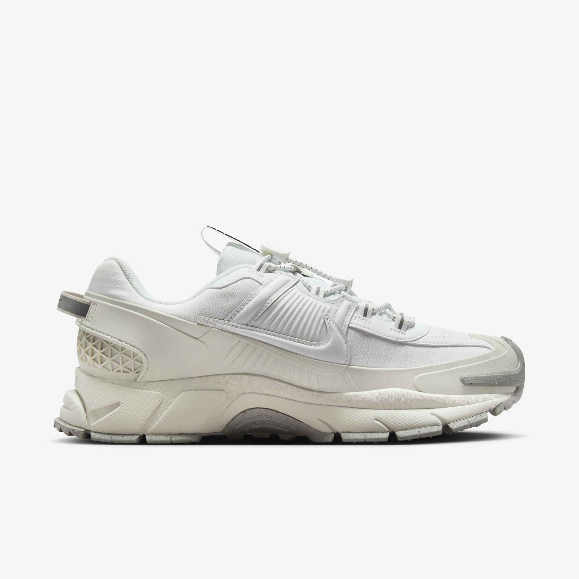 Кросівки Nike Zoom Vomero Roam HV6410-100