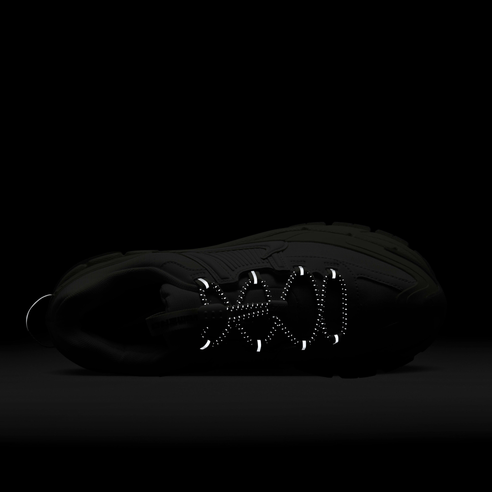 Кросівки Nike Zoom Vomero Roam HV6410-100