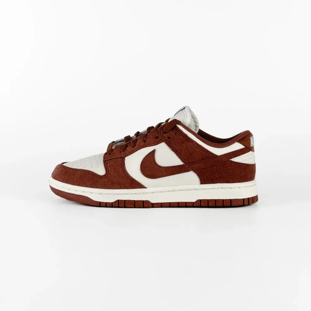 Кросівки WMNS Nike Dunk Low Pro HJ7673 001