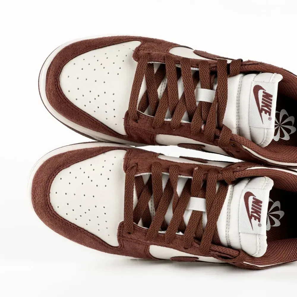 Кросівки WMNS Nike Dunk Low Pro HJ7673 001