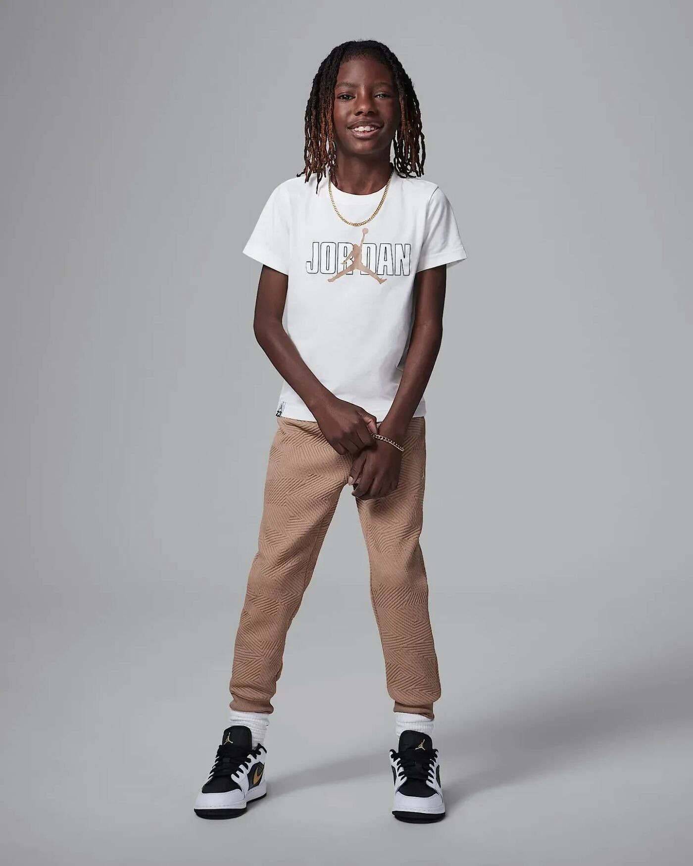 Костюм спортивний дитячий Air Jordan Sneaker School White/Brown 85D722-J34