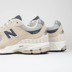 Кросівки New Balance 2002R M2002RFA