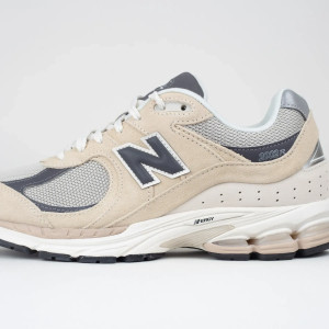 Кросівки New Balance 2002R M2002RFA