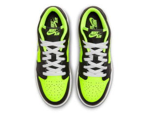 Кросівки Jordan 1 Low SE Black Cat Volt (GS) DX6666-701