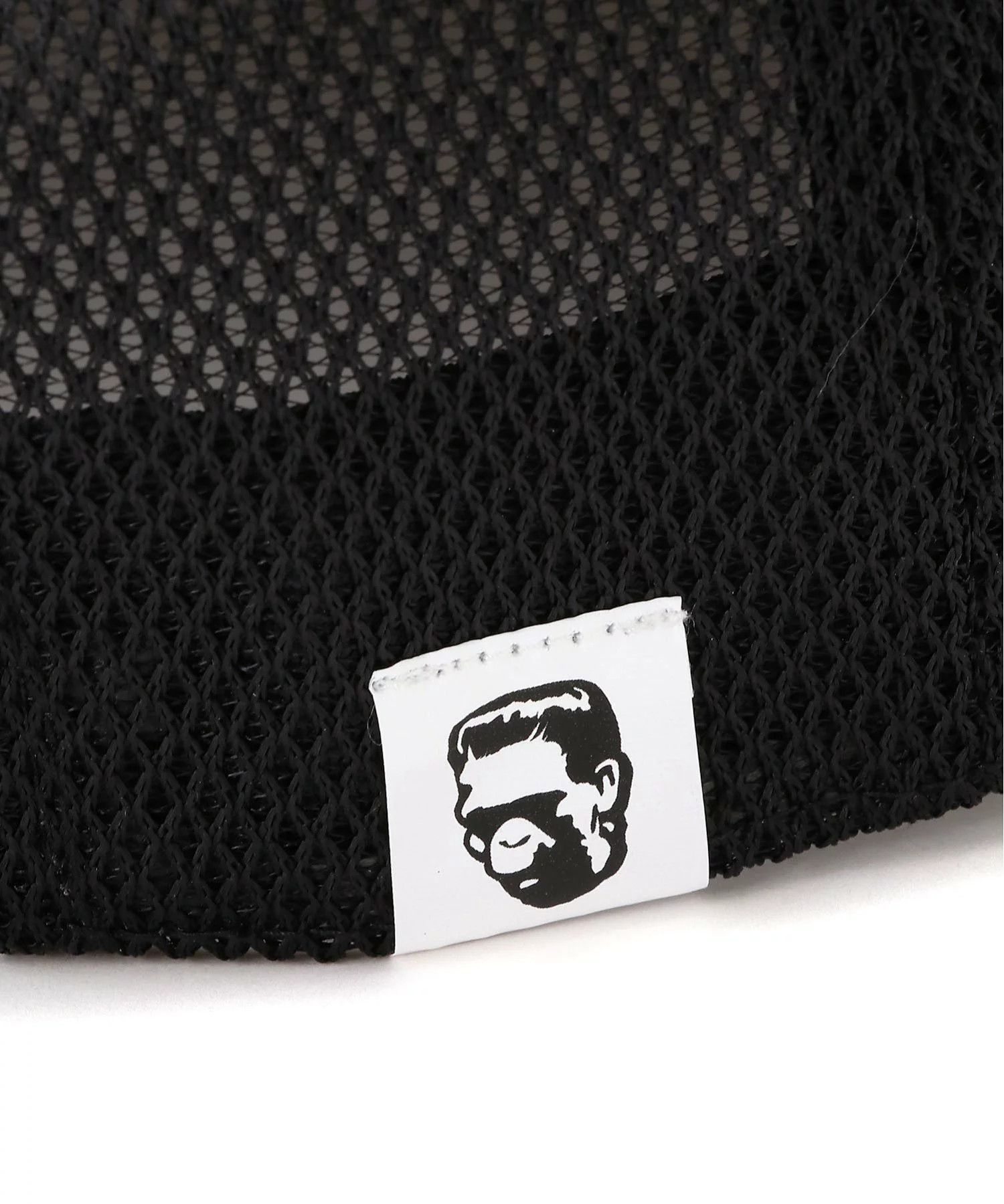 Бейсболка A BATHING APE Men's Goods 1ST CAMO SHARK MESH CAP 1K70180008