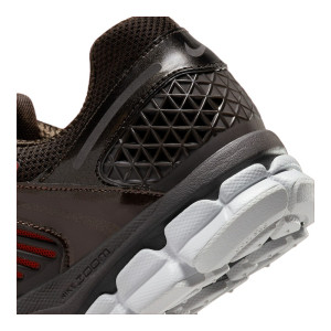 Кросівки Nike Zoom Vomero 5 FN3420-200